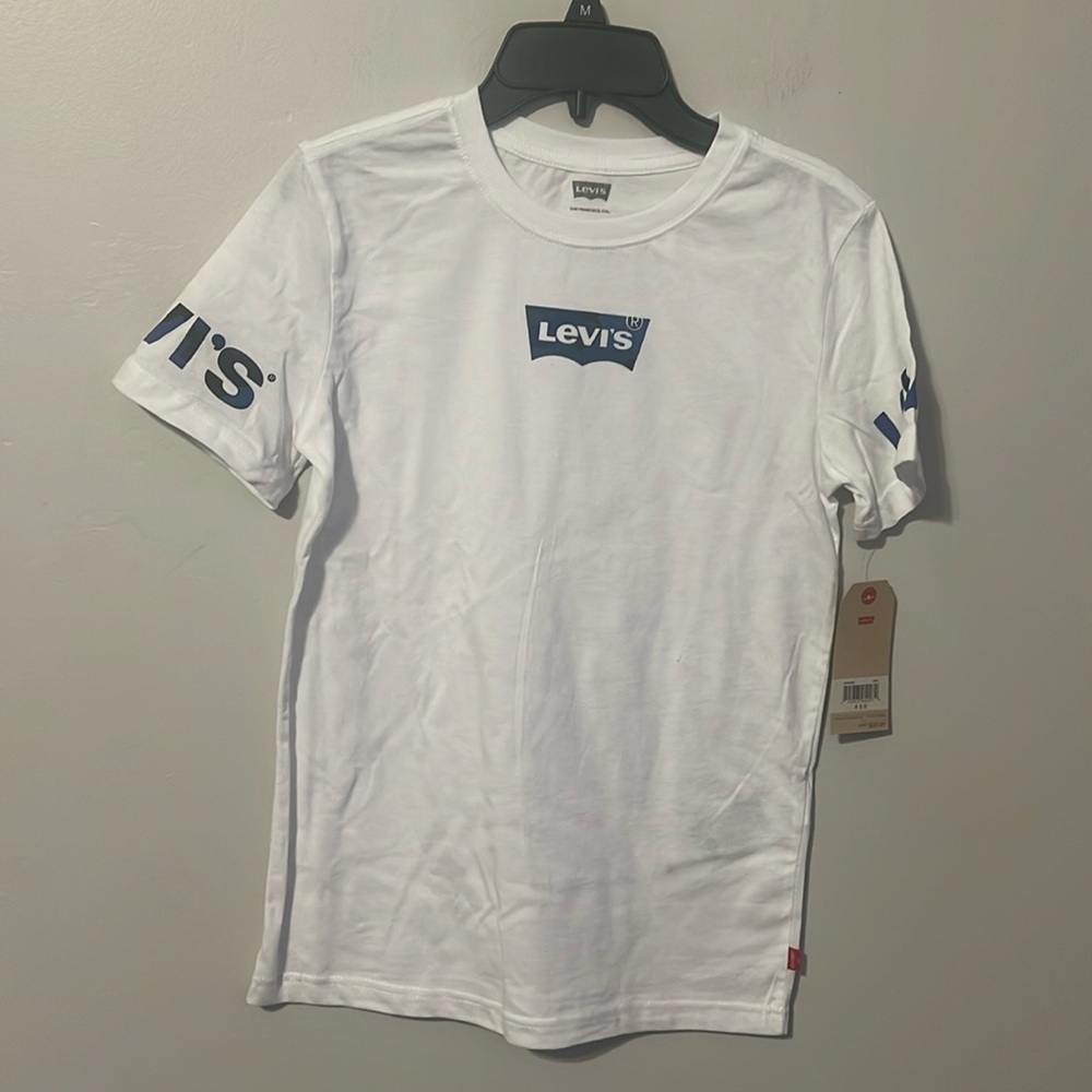 Boys Levis White Short sleeve Tee, NWT